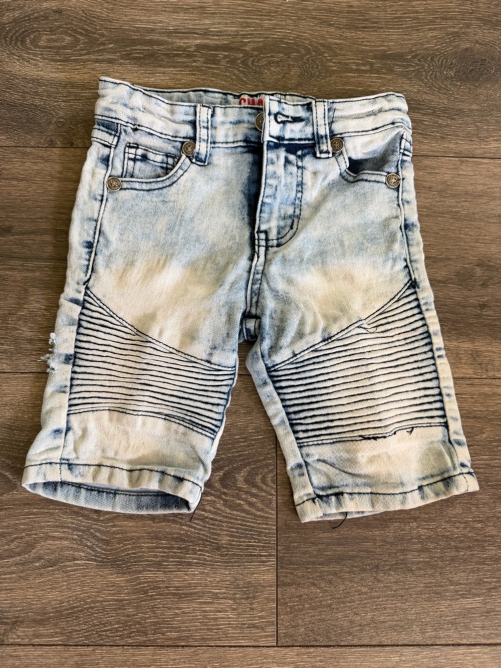 Sz 4t/4 denim shorts